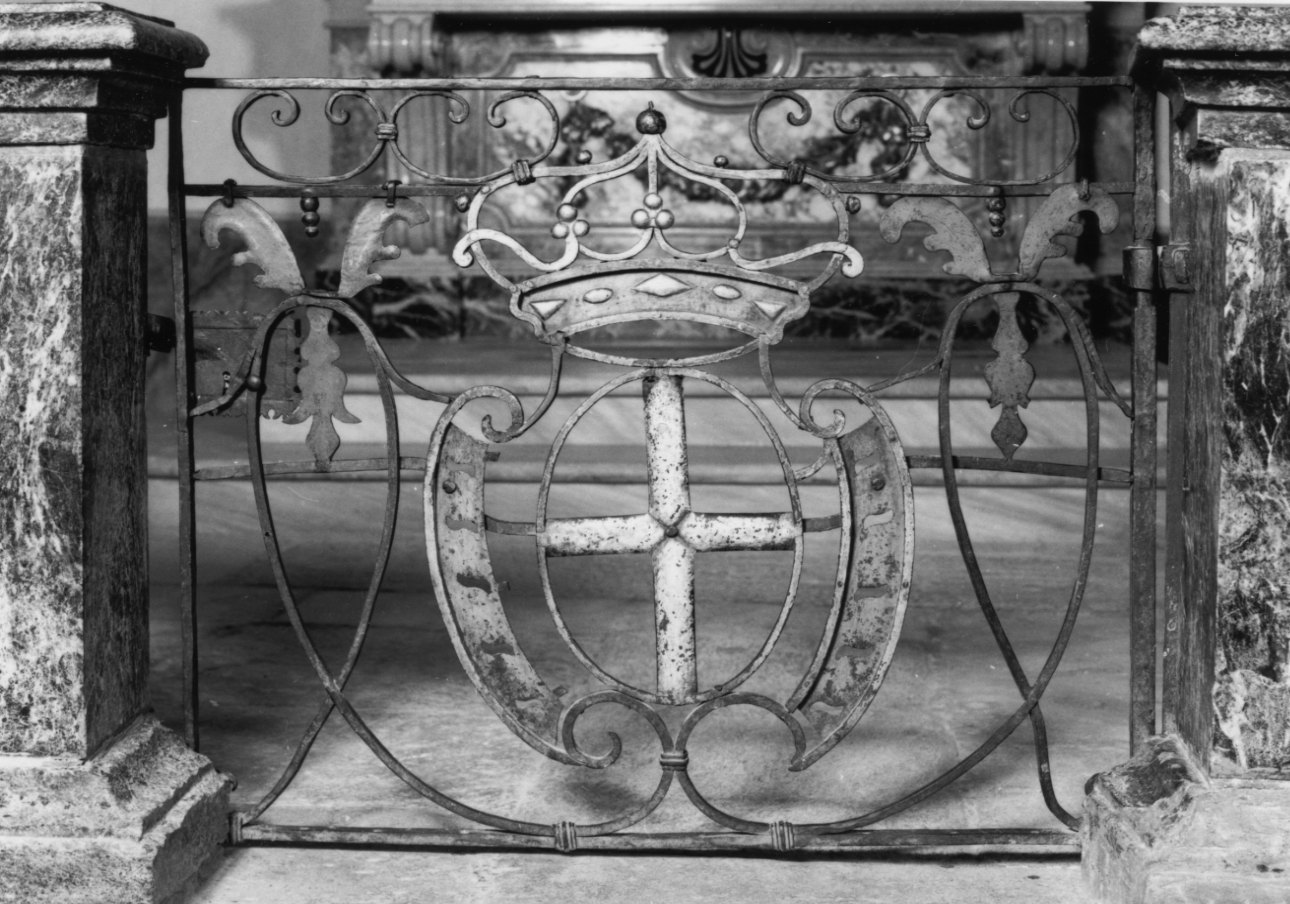 stemma gentilizio (cancello di balaustrata, opera isolata) - bottega della Valle di Susa (prima metà sec. XVIII)