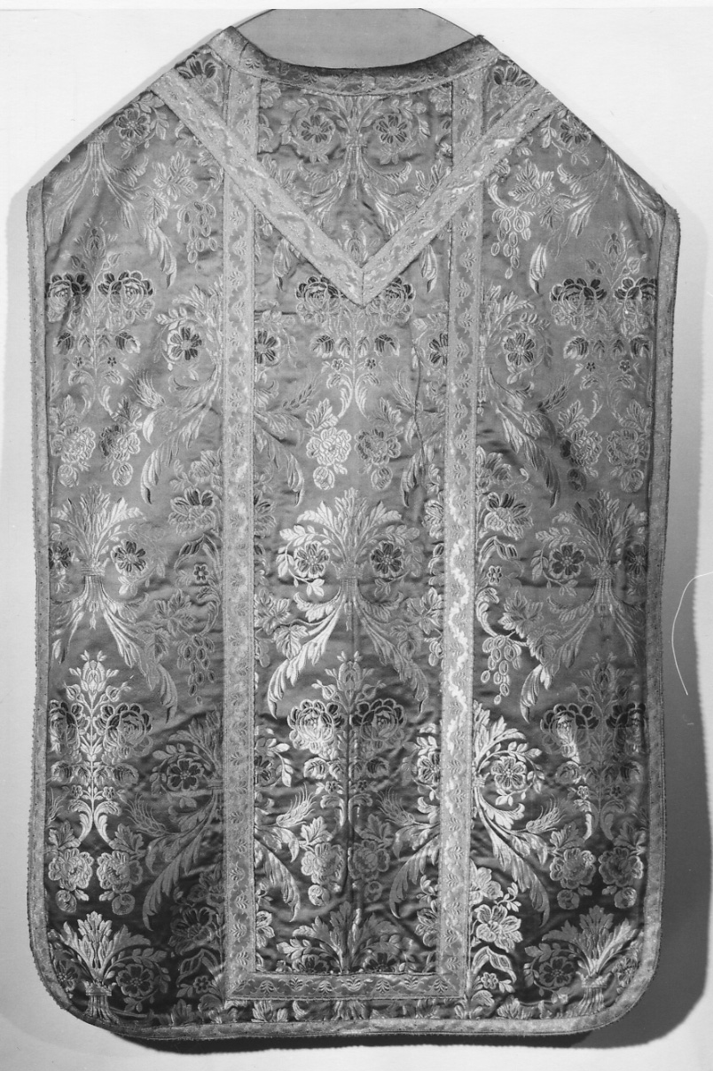 paramento liturgico, insieme - manifattura italiana (primo quarto sec. XX)