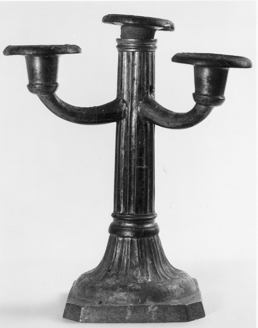 candelabro, serie - ambito cusiano (prima metà sec. XIX)