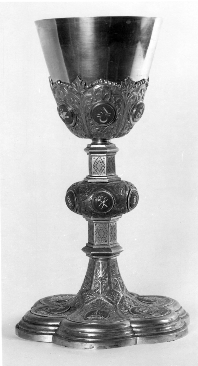 simboli e strumenti della passione (calice, opera isolata) - ambito piemontese (ultimo quarto sec. XIX)