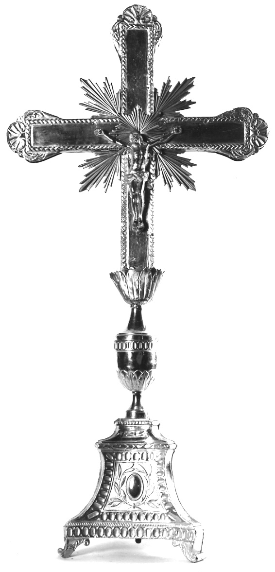 Cristo crocifisso (croce d'altare, opera isolata) - ambito italiano (secondo quarto sec. XIX)