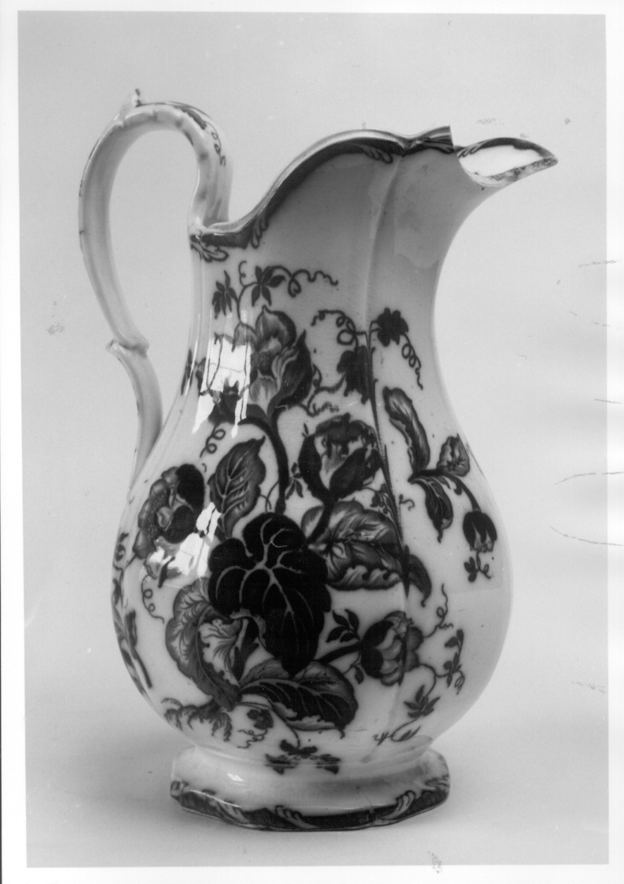 fiori (brocca, opera isolata) di Wedgwood Manifattura (sec. XIX)