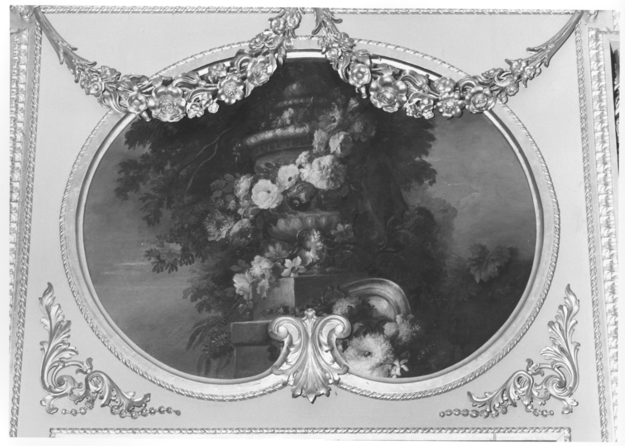 vaso con fiori (sovrapporta, opera isolata) di Ferri Augusto (attribuito), Desclos Giuseppe (attribuito) (metà sec. XIX)