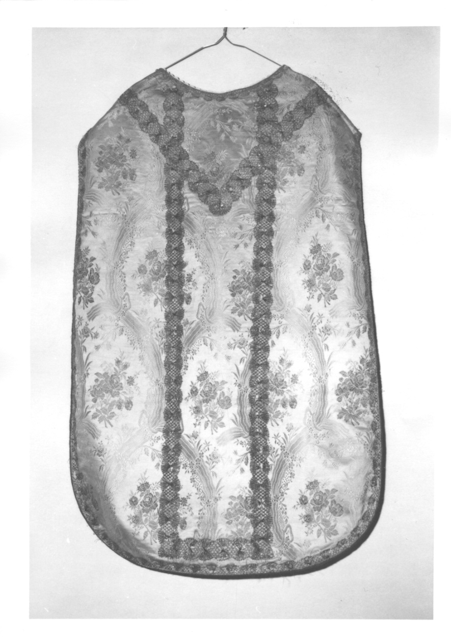 paramento liturgico, insieme - manifattura italiana (ultimo quarto sec. XIX)