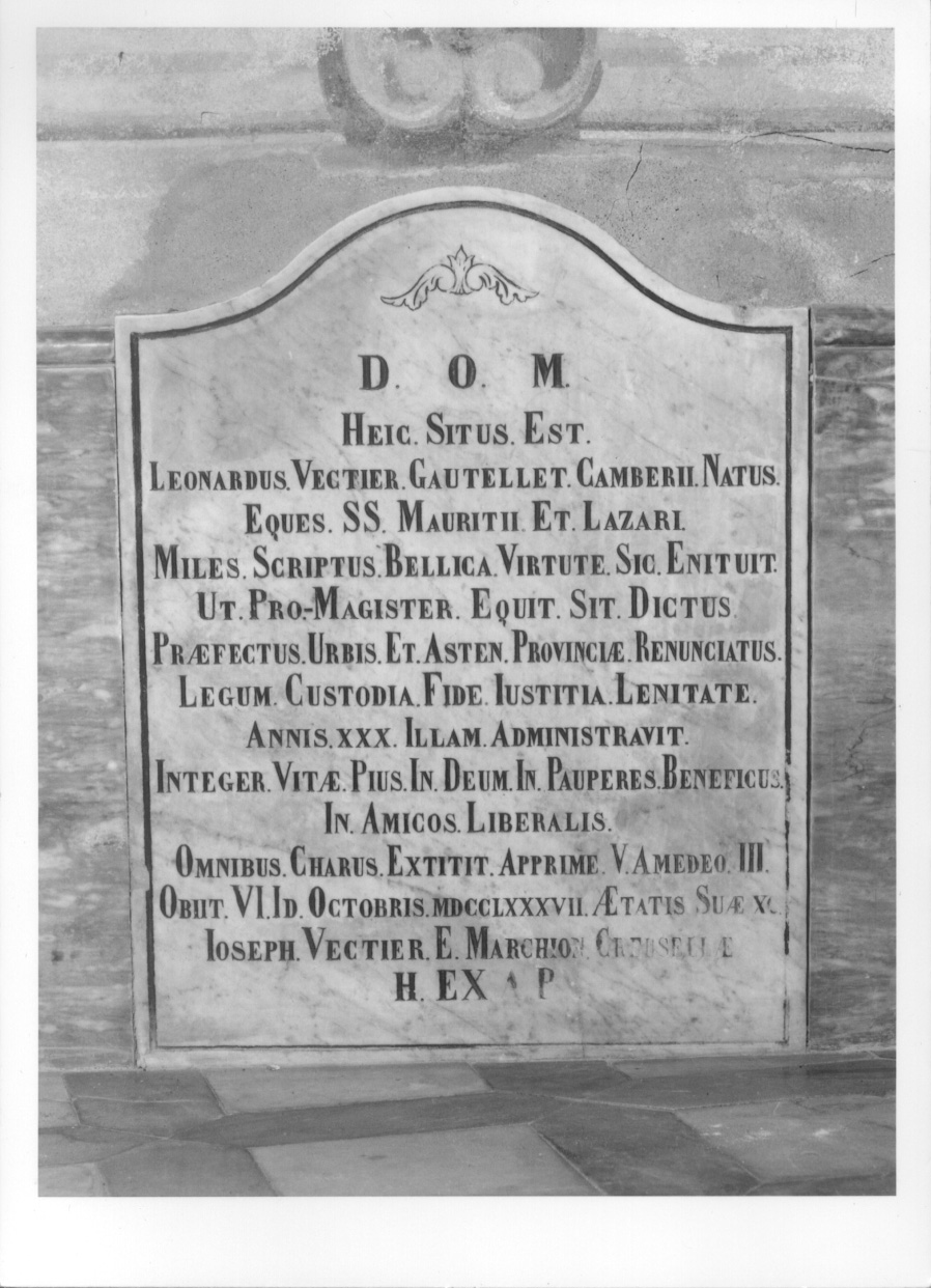 lapide tombale, opera isolata - bottega astigiana (ultimo quarto sec. XVIII)