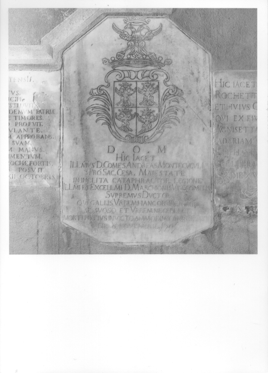 stemma gentilizio della famiglia Montecuccoli (lapide tombale, opera isolata) - bottega astigiana (inizio sec. XVIII)