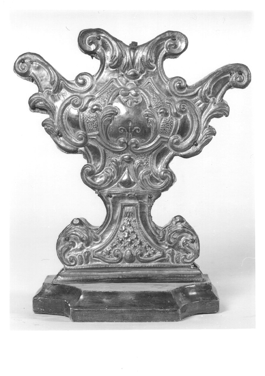 vaso d'altare per composizione floreale, serie - bottega lombarda (ultimo quarto sec. XVIII)