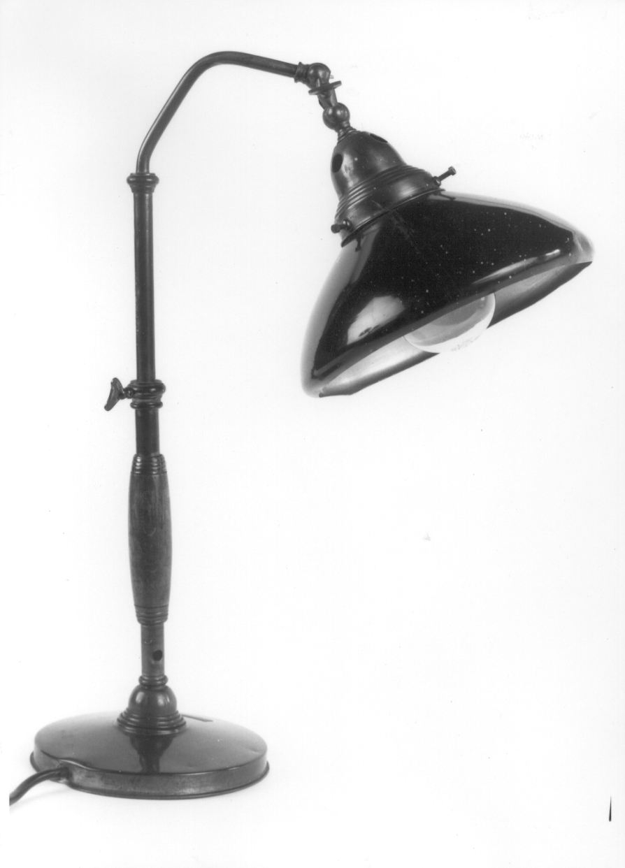 lampada da tavolo, opera isolata - produzione italiana (metà sec. XX)