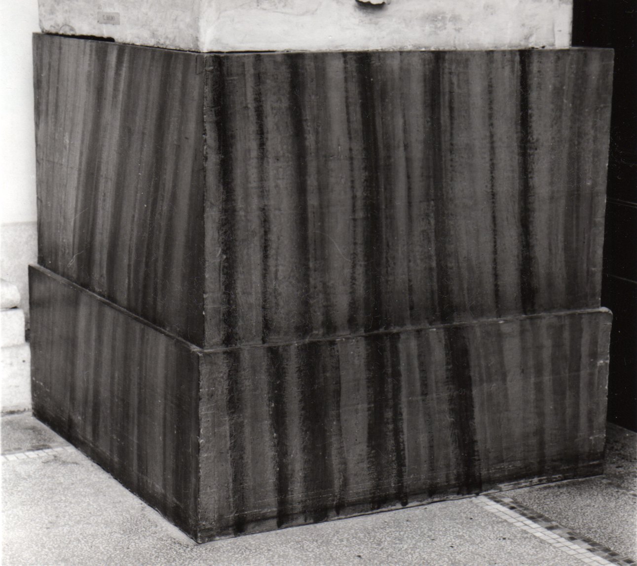 base di scultura, serie - bottega piemontese (sec. XIX)