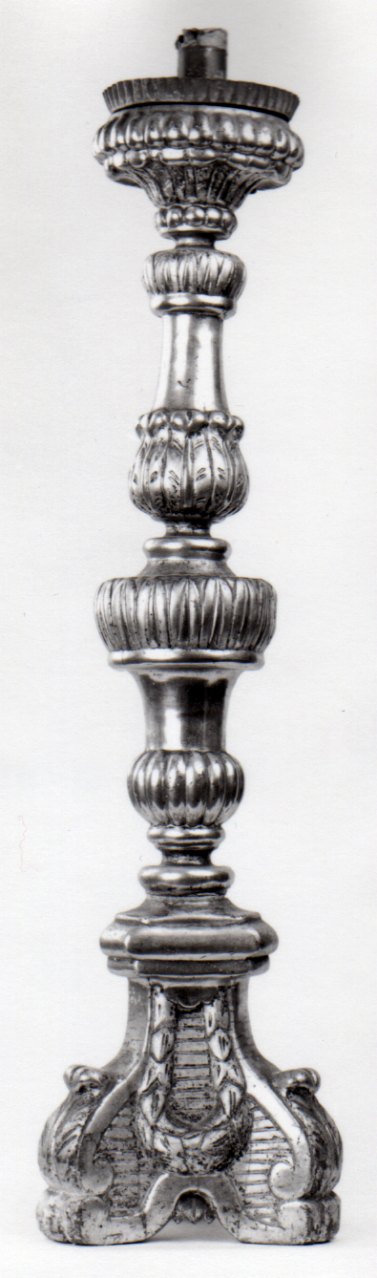 candeliere d'altare, serie - bottega piemontese (secondo quarto sec. XIX)