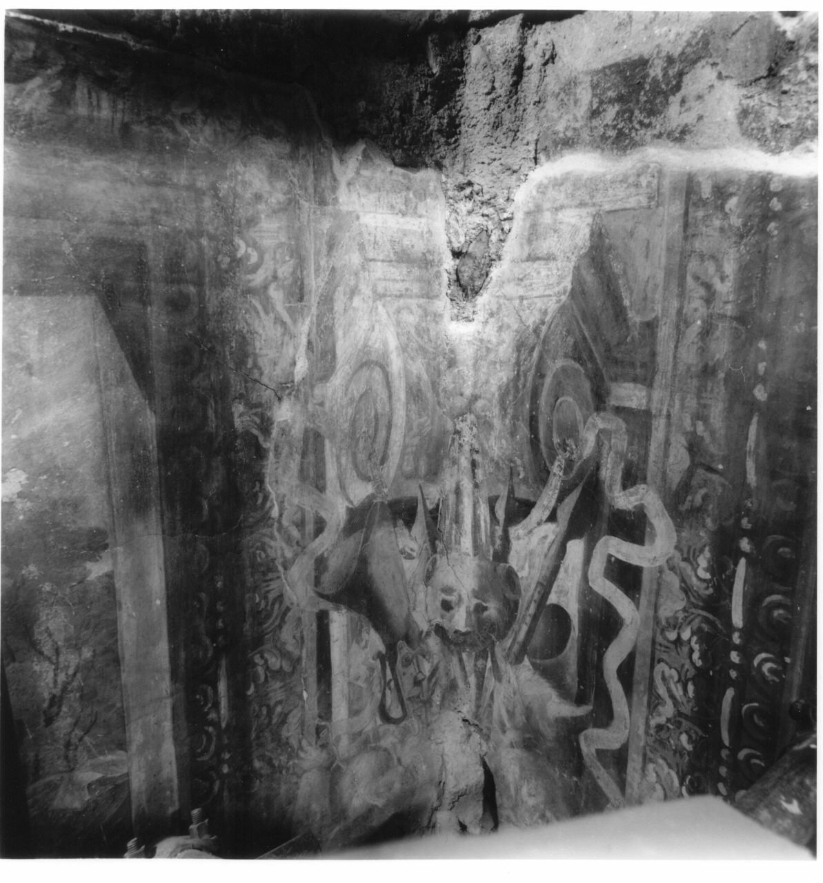 quadratura architettonica (decorazione pittorica, elemento d'insieme) di Casella Andrea (e aiuti), Casella Giacomo (e aiuti), Recchi Giovanni Antonio (e aiuti), Recchi Giovanni Paolo (e aiuti) (sec. XVII)