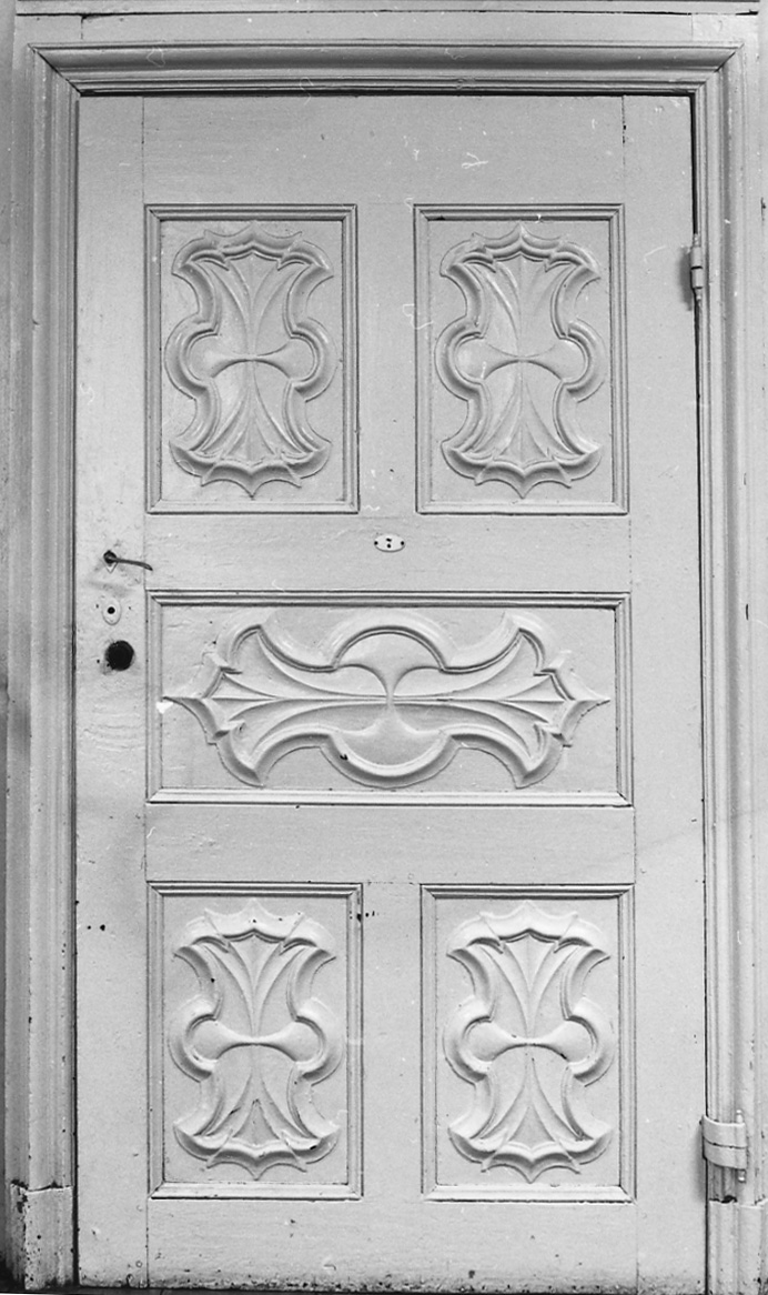 porta, serie - bottega astigiana (prima metà sec. XVIII)