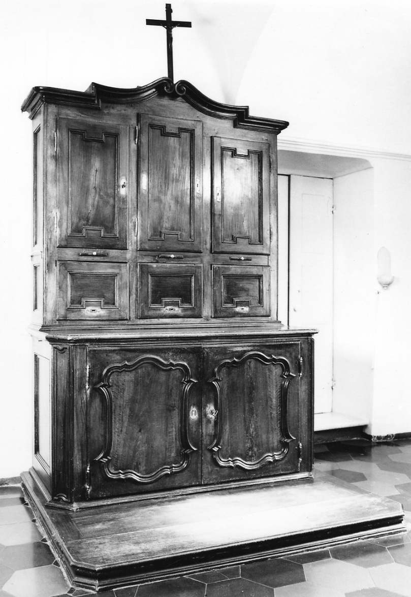 Cristo crocifisso (armadio da sacrestia, opera isolata) - bottega astigiana (ultimo quarto sec. XVIII)