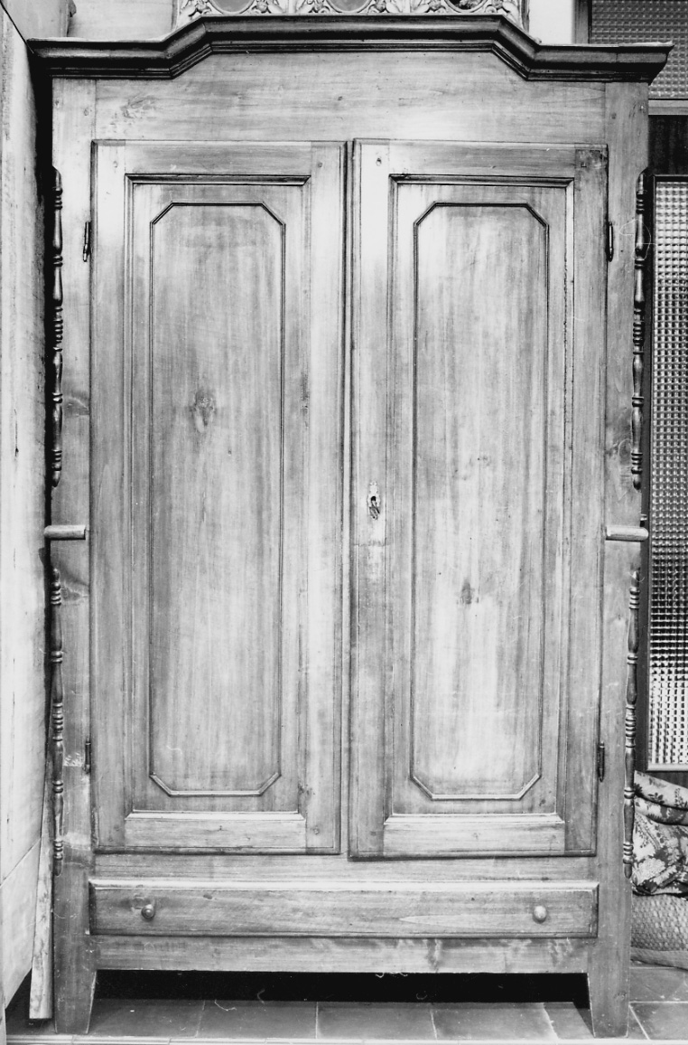 armadio, opera isolata - ambito astigiano (fine/inizio secc. XIX/ XX)