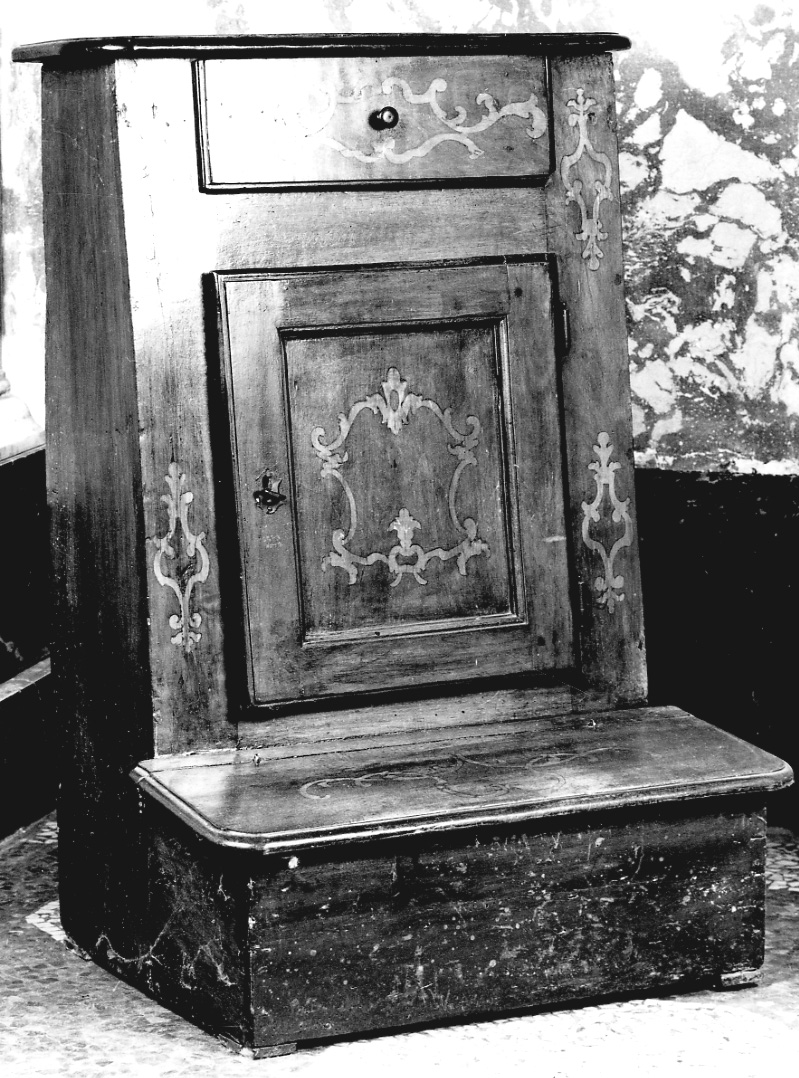 inginocchiatoio, opera isolata - bottega astigiana (terzo quarto sec. XVIII)