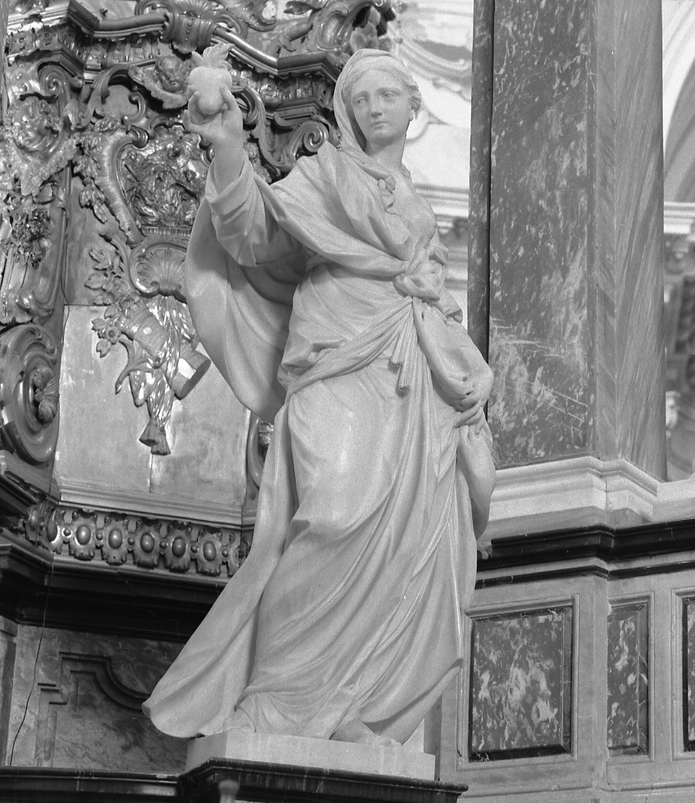 Carità (scultura, elemento d'insieme) di Gallo Francesco, Solari Bartolomeo (metà sec. XVIII)