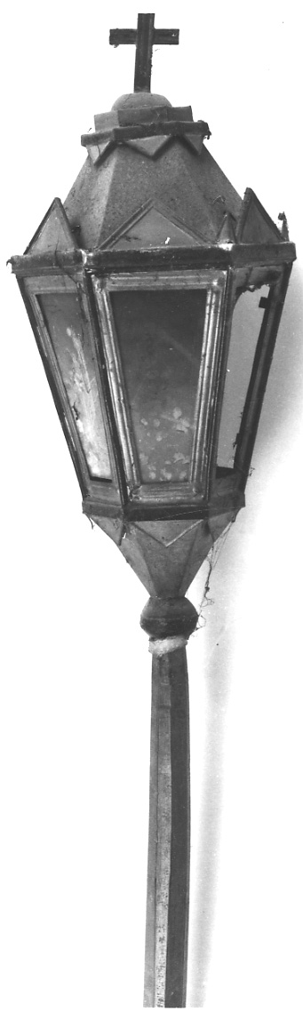 lanterna processionale, serie - bottega monregalese (fine/inizio secc. XIX/ XX)