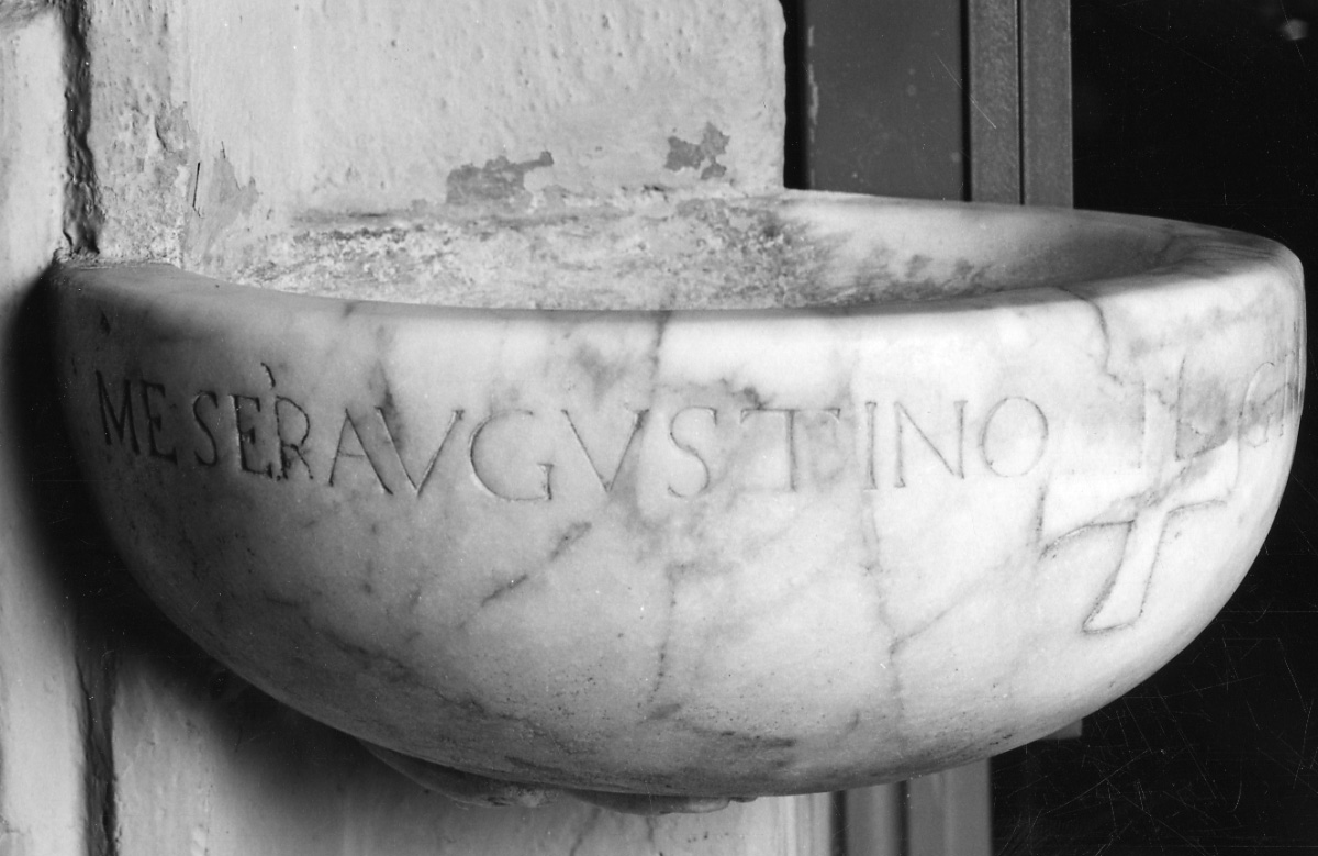 acquasantiera da parete, opera isolata - bottega monregalese (ultimo quarto sec. XVI)
