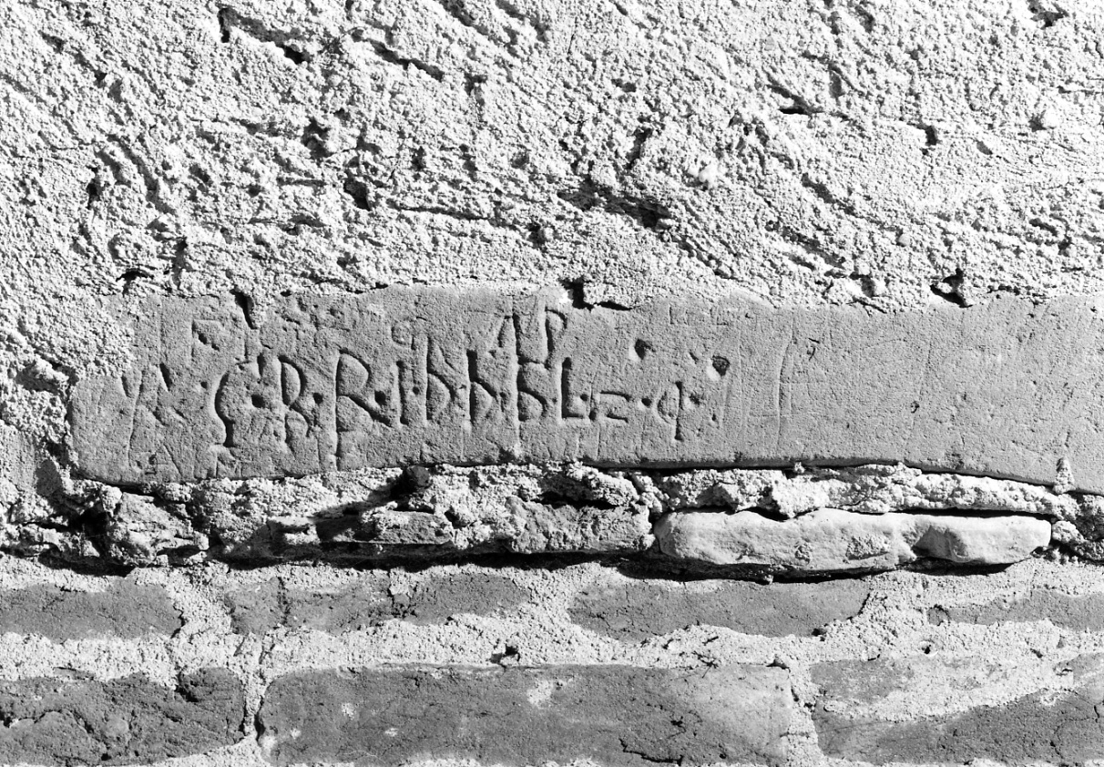 lapide, opera isolata - ambito piemontese (secc. XVII/ XVIII)