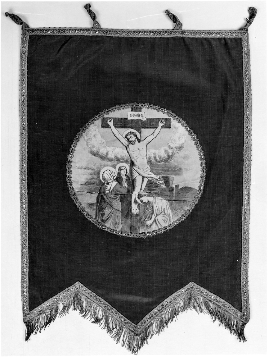 crocifissione di Cristo (stendardo, elemento d'insieme) di Ochsner R - manifattura piemontese (fine/inizio secc. XIX/ XX)
