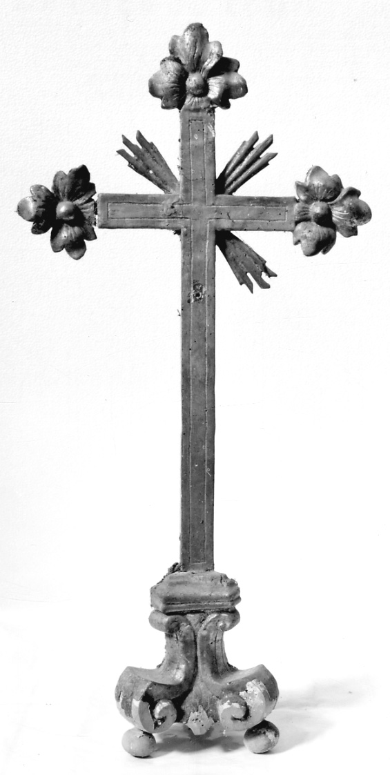 croce d'altare, opera isolata - ambito piemontese (seconda metà sec. XVIII)