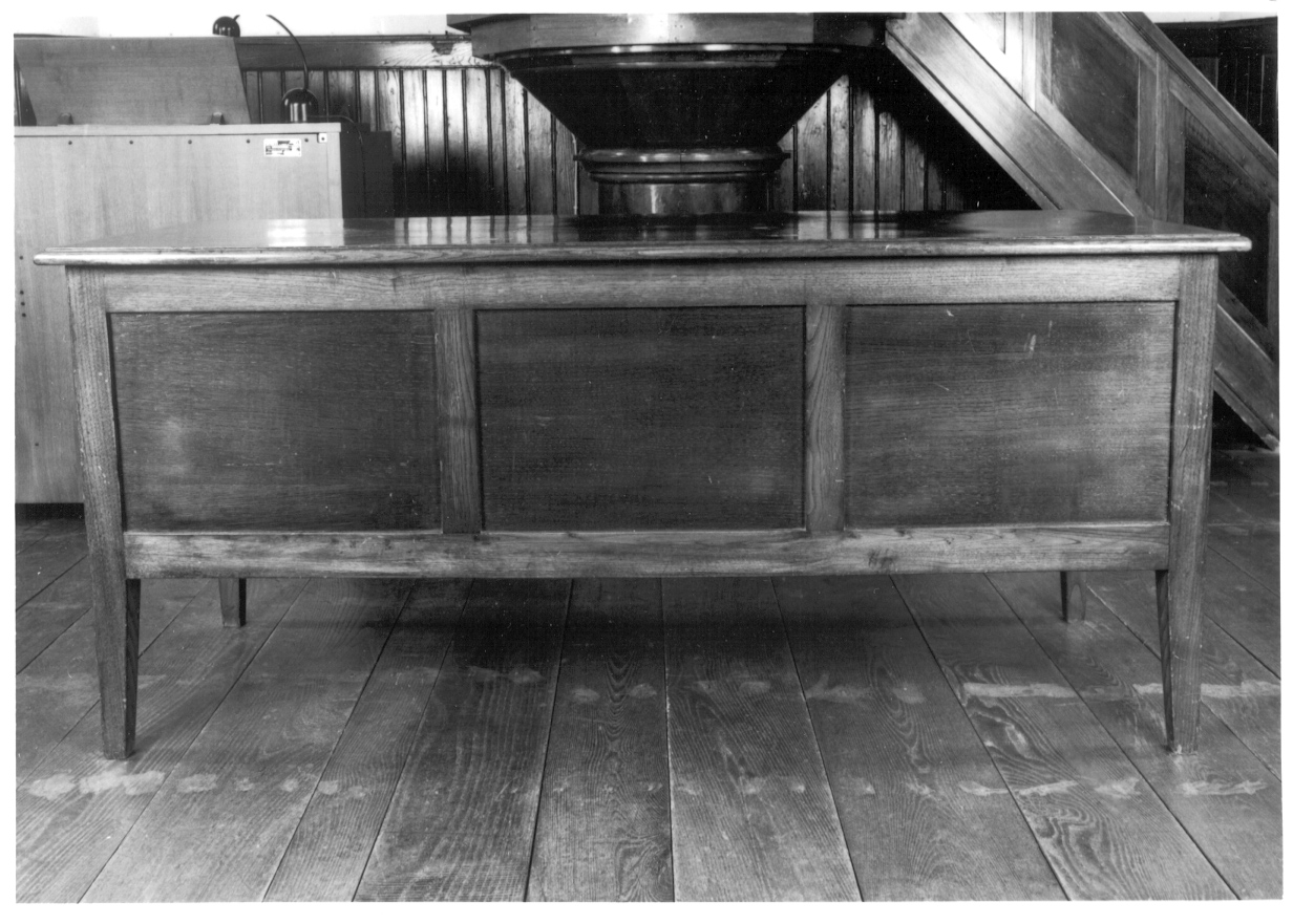 tavolo, opera isolata - bottega piemontese (seconda metà sec. XIX)