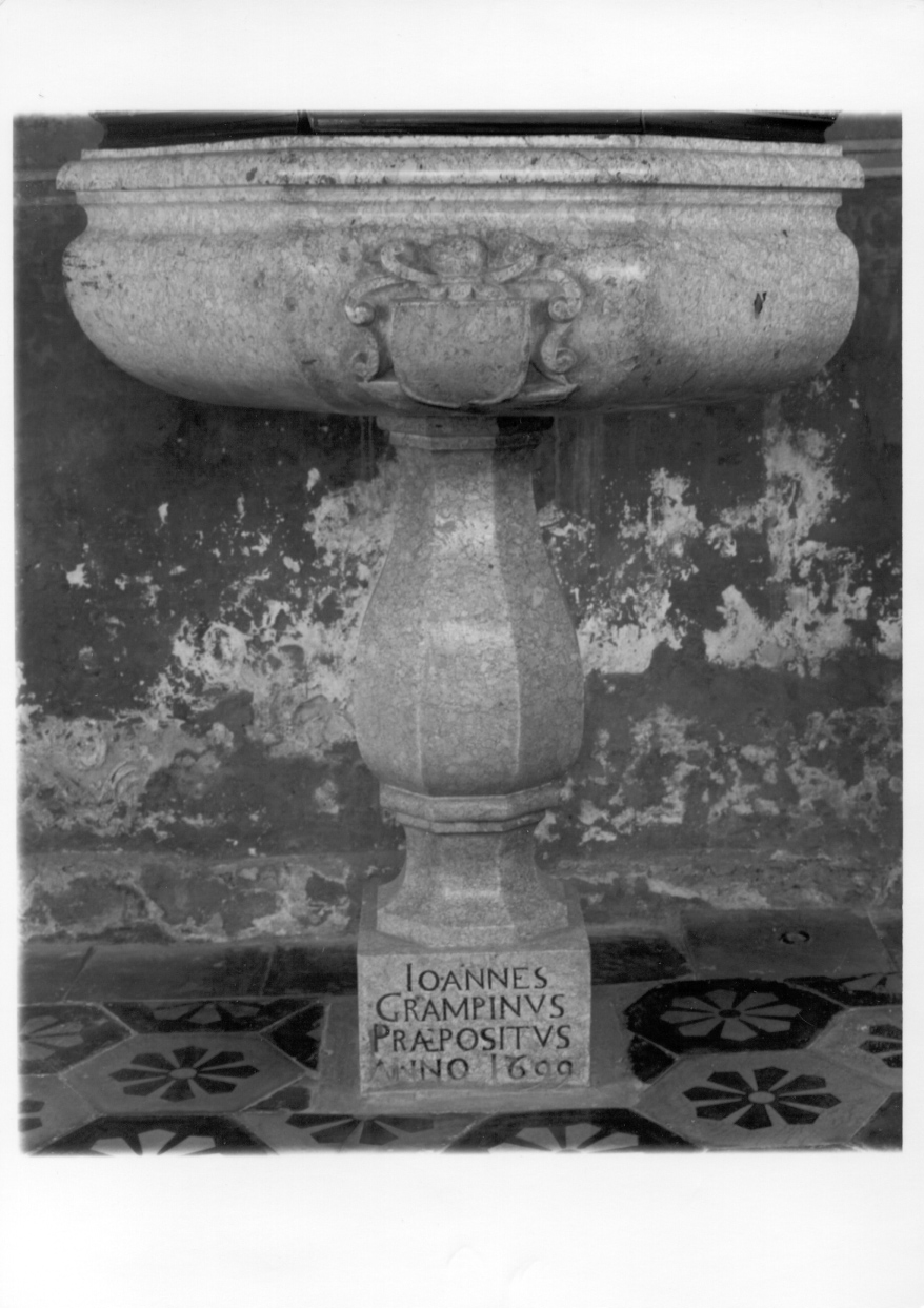 fonte battesimale, opera isolata - ambito piemontese (fine sec. XVII)