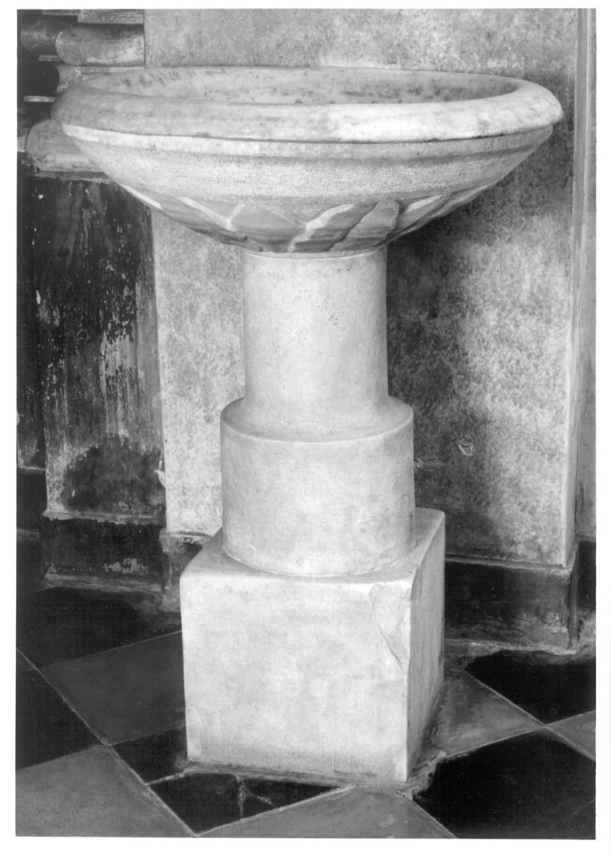 acquasantiera - a fusto, opera isolata - bottega piemontese (ultimo quarto sec. XIX)