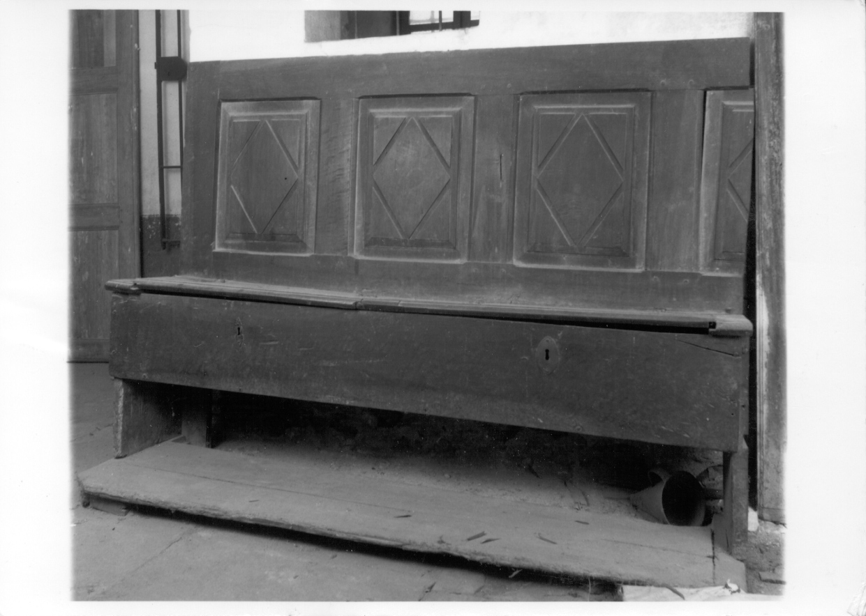 banco da chiesa, opera isolata - bottega piemontese (prima metà sec. XIX)