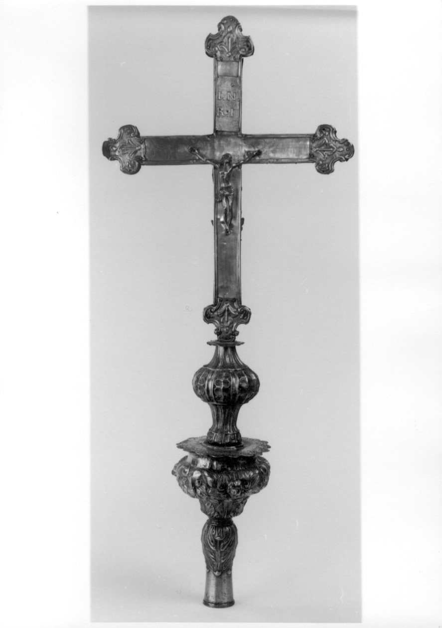 Cristo crocifisso (croce processionale, opera isolata) - ambito piemontese (fine/inizio secc. XVII/ XVIII)