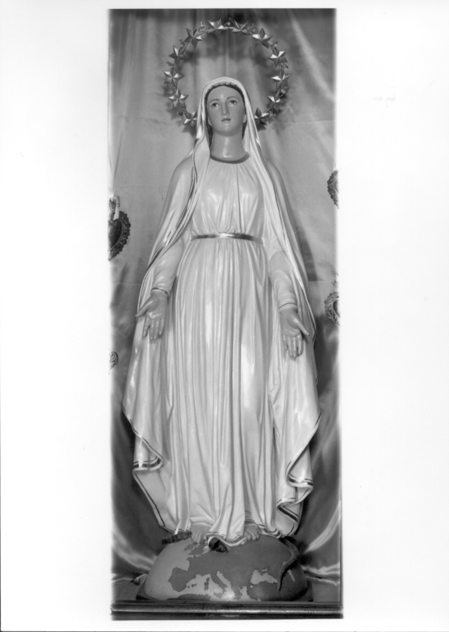 IMMACOLATA CONCEZIONE (statua, opera isolata) - ambito italiano (metà sec. XX)