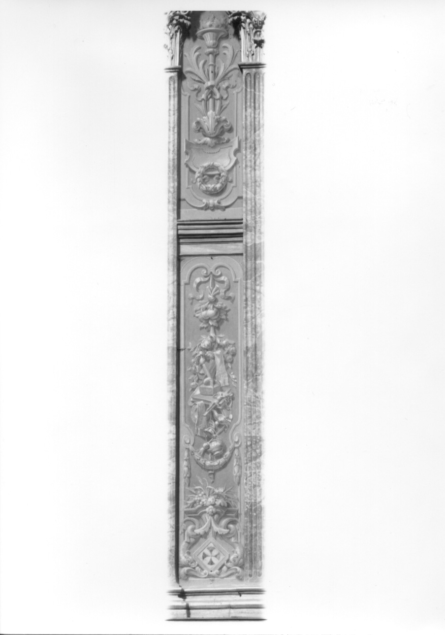 trofeo di oggetti liturgici (dipinto, ciclo) di Emina Vincenzo, Morgari Luigi (primo quarto, primo quarto sec. XIX, sec. XX)