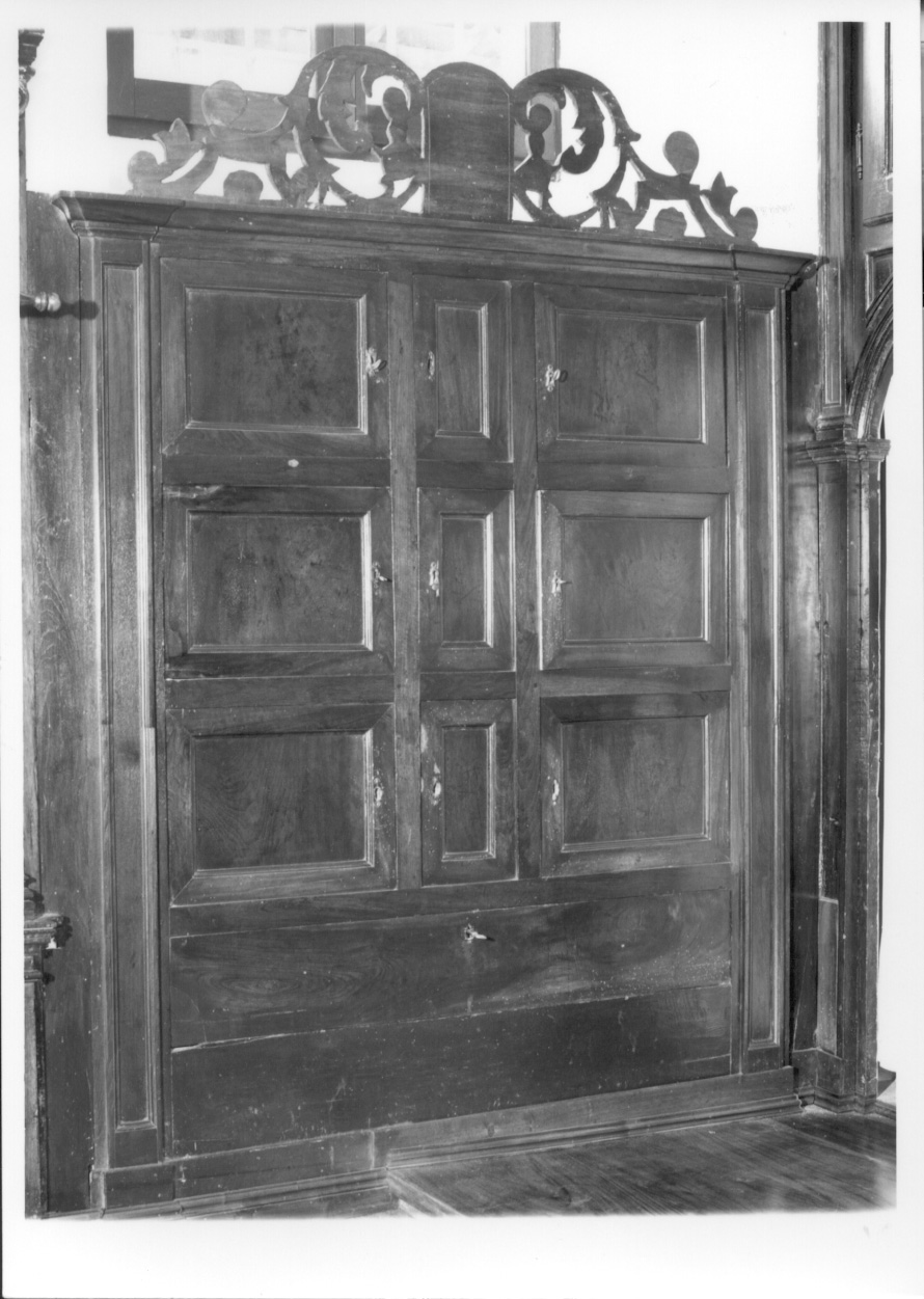 armadio - a muro, serie di Graffino Giovanni Battista - ambito piemontese (primo quarto, ultimo quarto sec. XIX, sec. XIX)