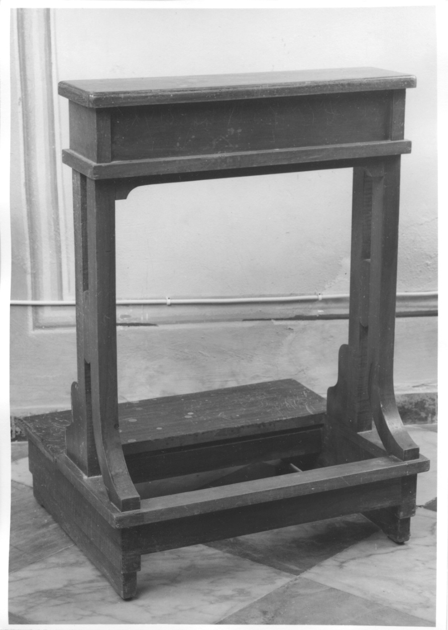 inginocchiatoio, opera isolata - bottega piemontese (primo quarto sec. XX)