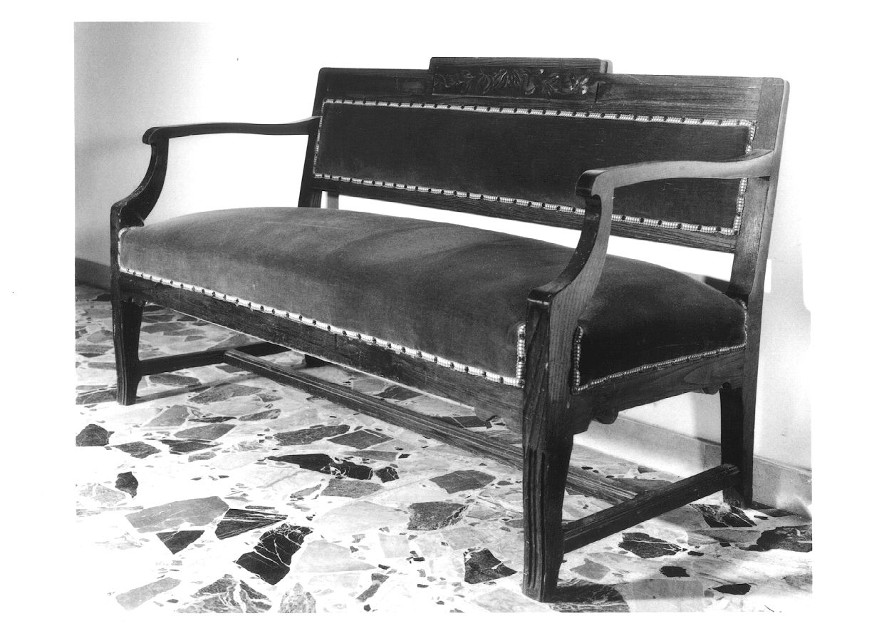 MOTIVI DECORATIVI VEGETALI STILIZZATI (divano, opera isolata) - bottega piemontese (secondo quarto sec. XX)