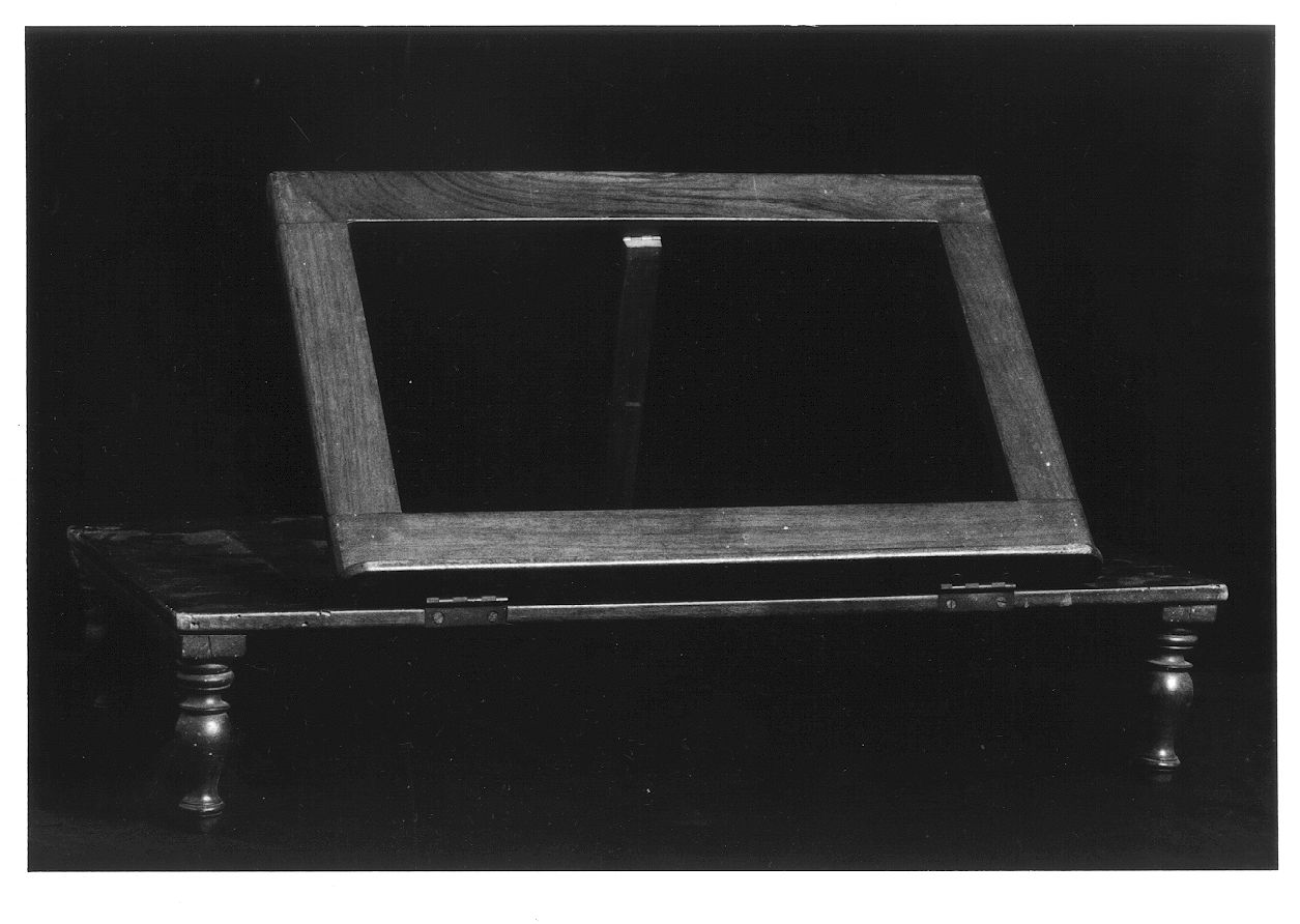 leggio da tavolo, opera isolata - bottega piemontese (inizio sec. XX)