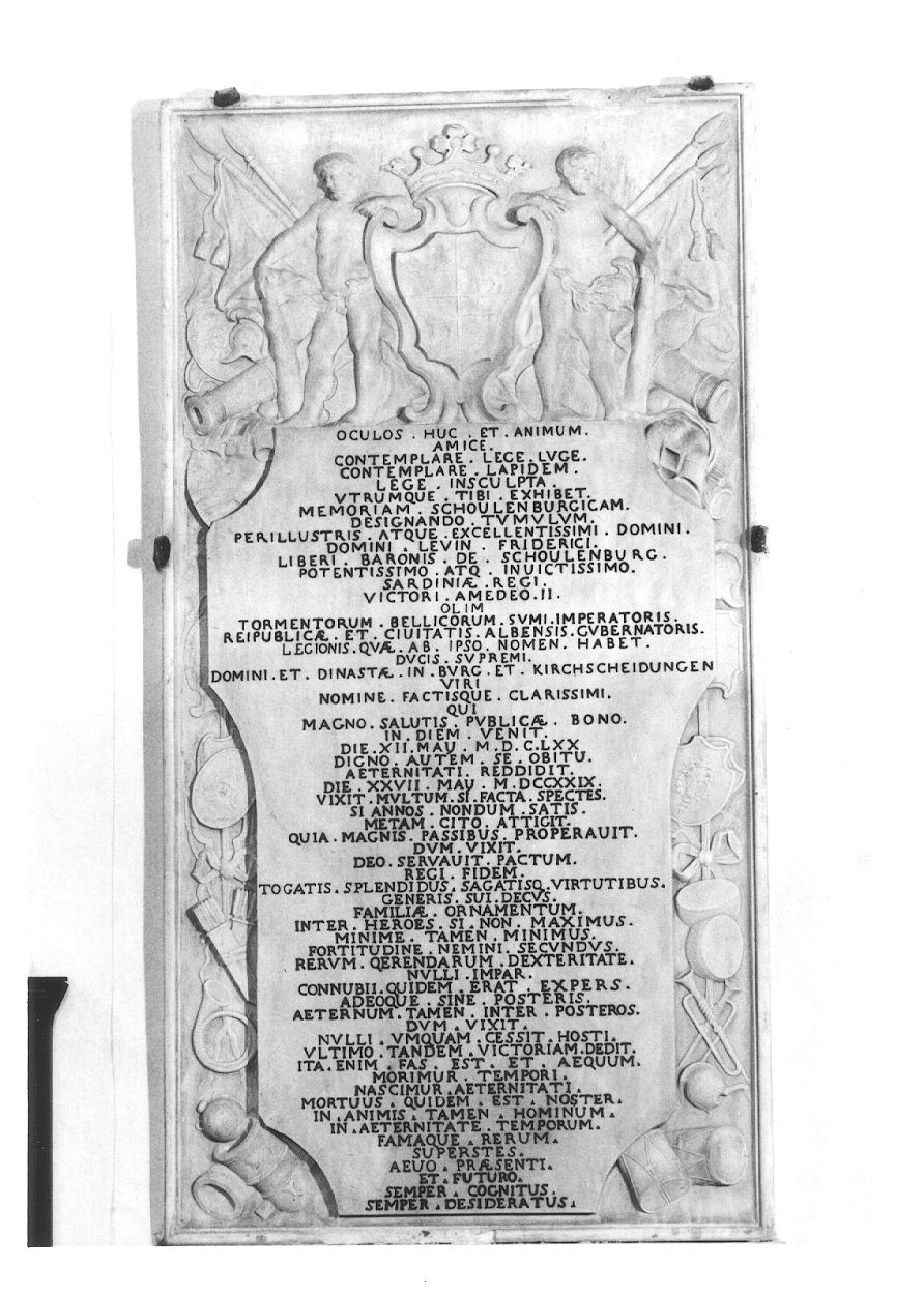 lapide celebrativa, opera isolata - ambito piemontese (secondo quarto sec. XVIII)