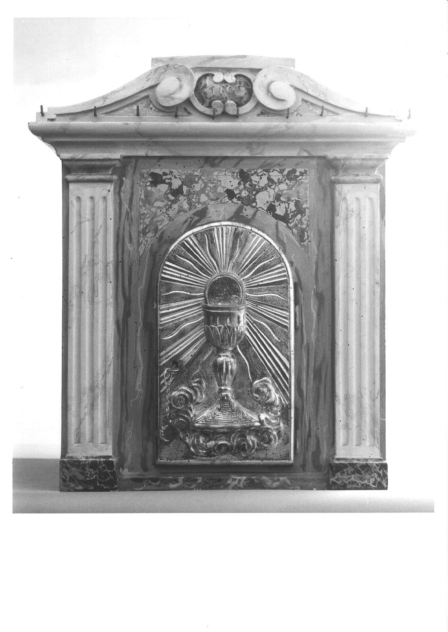 tabernacolo - a tempietto, opera isolata - produzione piemontese (prima metà sec. XX)