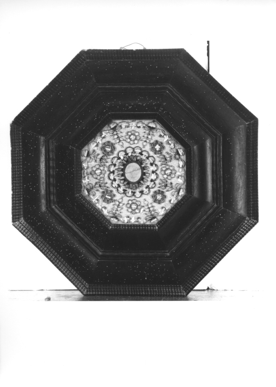 motivo decorativo fitomorfo (reliquiario) - ambito piemontese (prima metà sec. XIX)