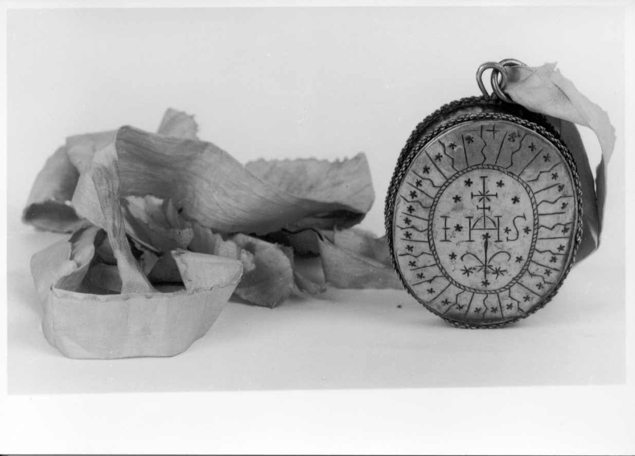 pisside da viatico, opera isolata - ambito piemontese (primo quarto sec. XVII)