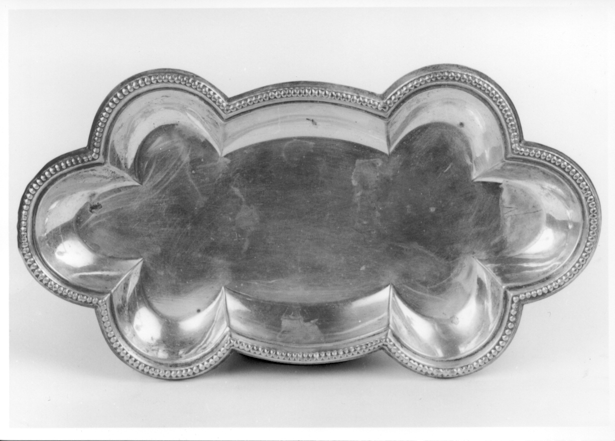 vassoio porta ampolline, elemento d'insieme di Bertarelli Fratelli Ditta (inizio sec. XX)