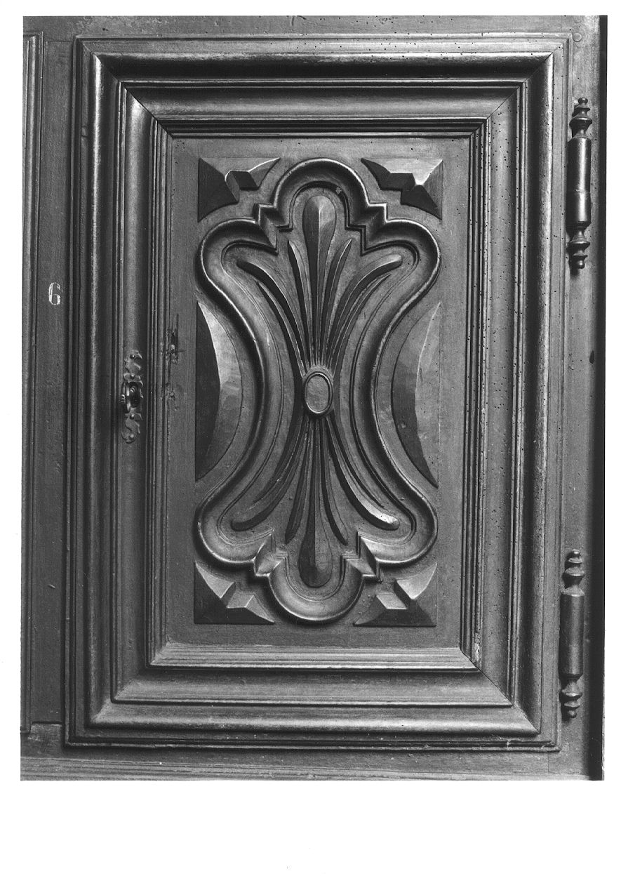 armadio da sacrestia, insieme - bottega piemontese (secondo quarto sec. XVIII)