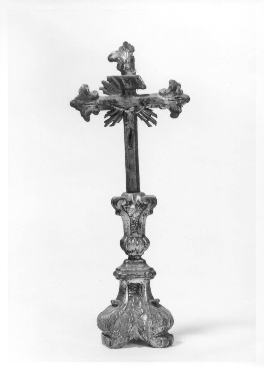 croce da tavolo, opera isolata - bottega piemontese (seconda metà sec. XVIII)