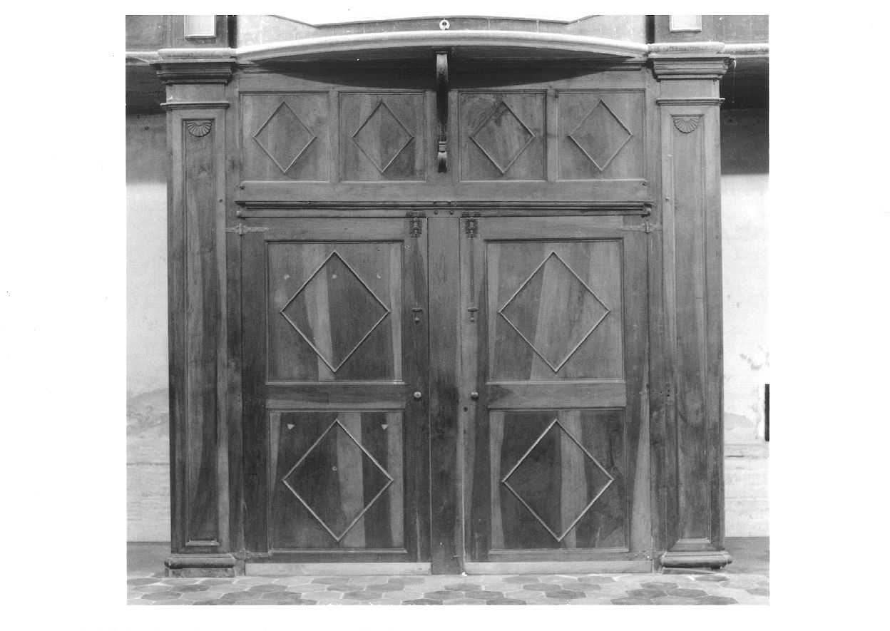 bussola d'ingresso, opera isolata - bottega piemontese (fine/inizio secc. XIX/ XX)