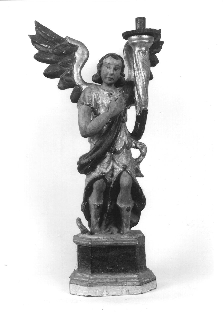 ANGELO REGGICANDELABRO (candelabro - a statua, elemento d'insieme) - bottega franco-piemontese (fine/inizio secc. XVII/ XVIII)