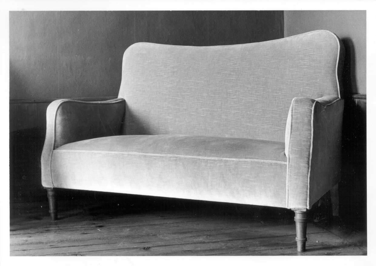 divano, opera isolata - ambito piemontese (prima metà sec. XX)