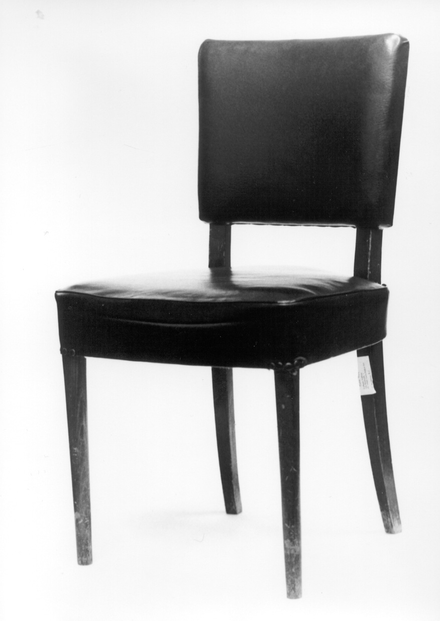 sedia, serie - ambito piemontese (secondo quarto sec. XX)