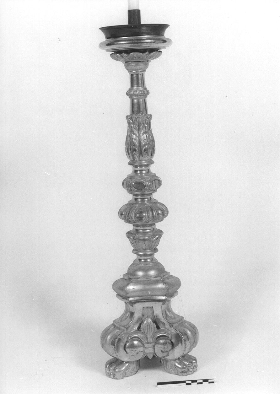 candelabro, serie di Prinotti Ditta - bottega monregalese (secondo quarto sec. XX)