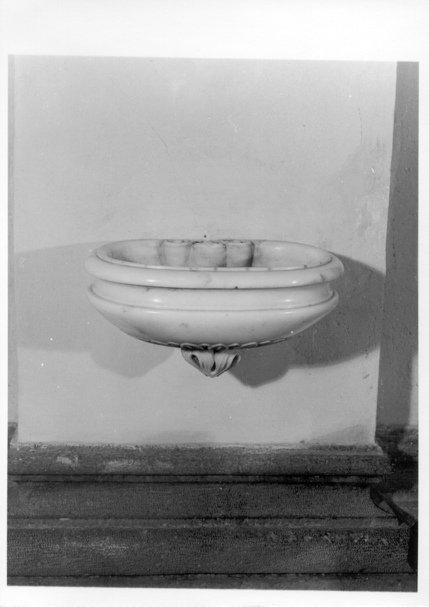 acquasantiera da parete, serie - ambito novarese (secondo quarto sec. XIX)