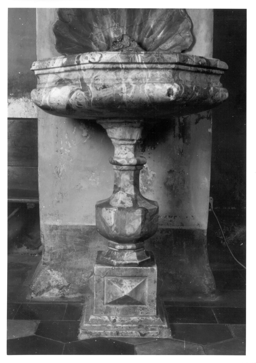 acquasantiera - a fusto, serie - bottega novarese (sec. XIX)